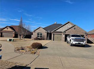 4300 SW Beech Ln, Bentonville, AR 72712