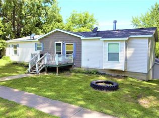407 W Nodaway St, Oregon, MO 64473