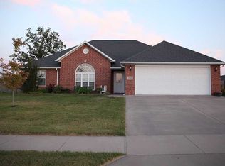 9006 Overland St, Siloam Springs, AR 72761