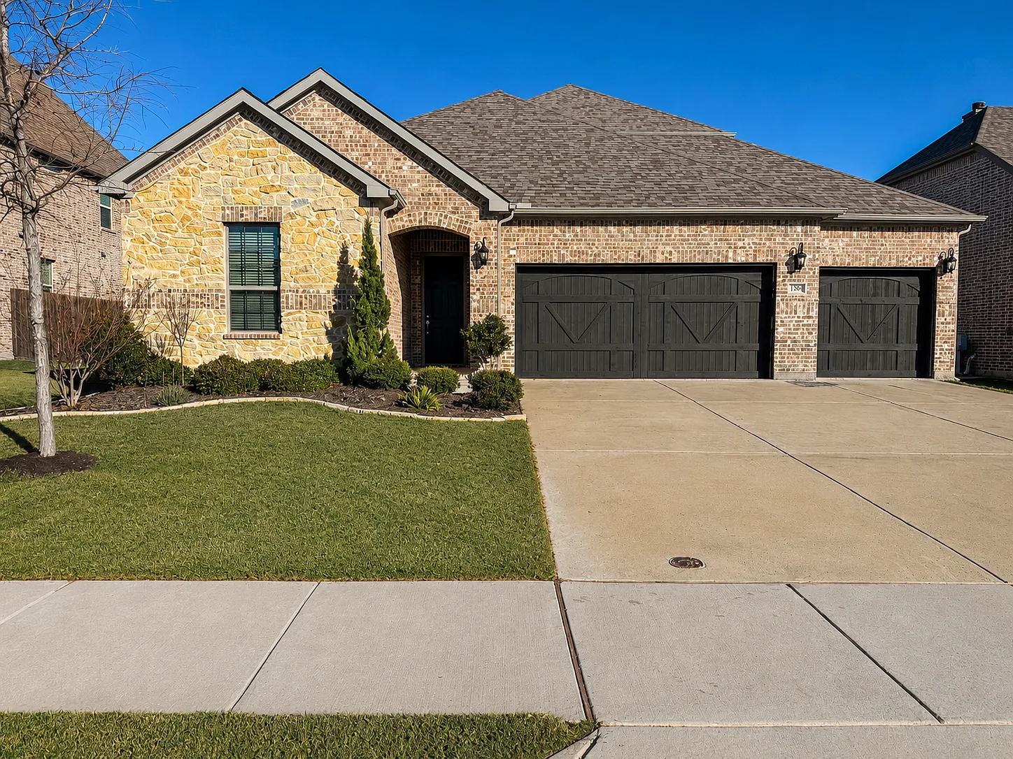 4 bed, 2426 sqft, $2,900 — Photo 3