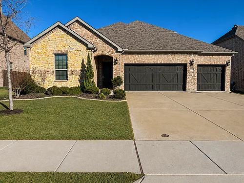 1304 Torrent Dr Photo 1
