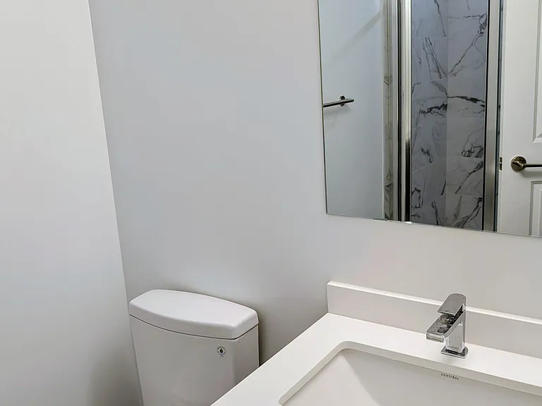 30 Upper Mall Way — Photo 8