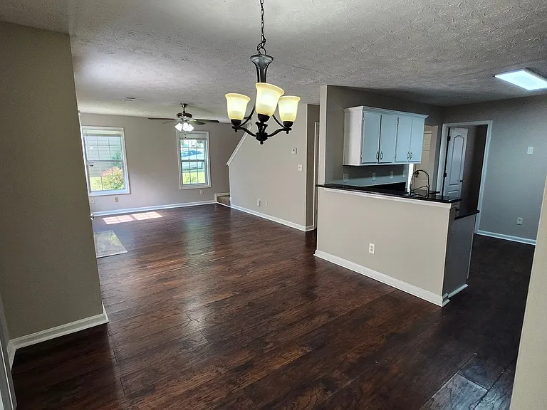 3049 Winding Grove Dr — Photo 4