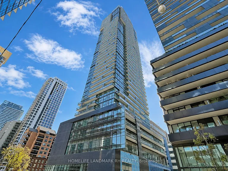 39 Roehampton Ave #2301 — Photo 1