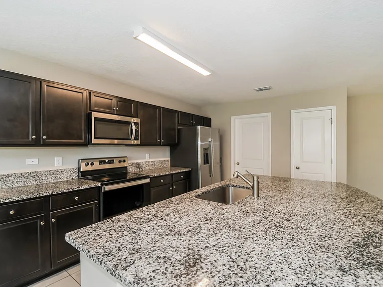 7380 New Meadows Ct — Photo 10