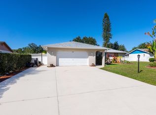 1350 Georgetowne Cir, Sarasota, FL 34232