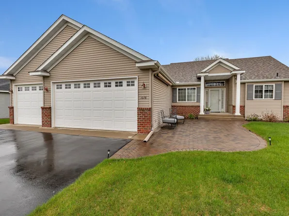 1028 Strawberry Ct, Sauk Rapids, MN 56379