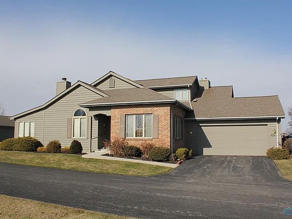 2nd image of 708 Deerwood Dr
