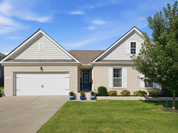 1303 Sylvan Park Dr, Spring Hill, TN 37174
