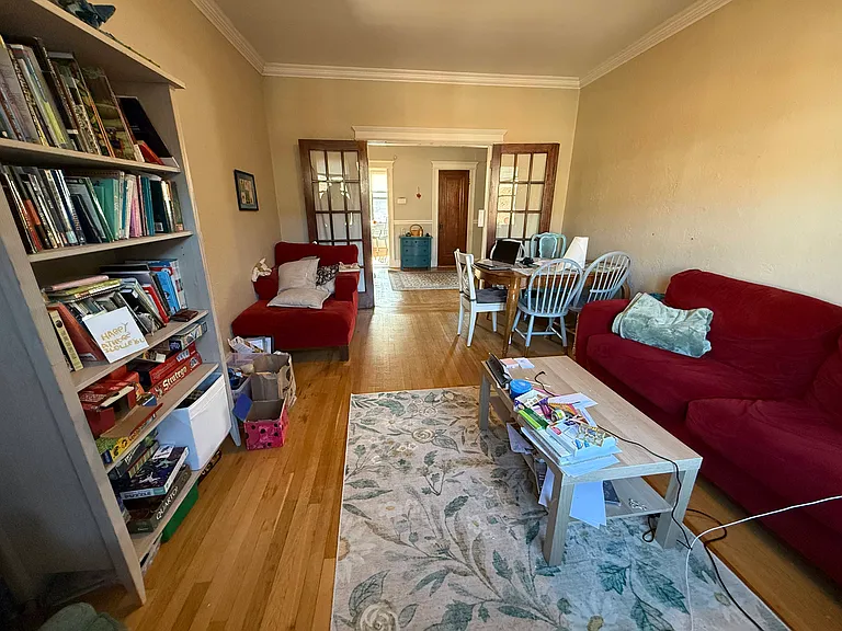 10 Greenway Ct #6 — Photo 6