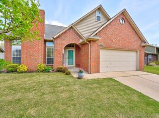 13645 S Poplar St, Glenpool, OK 74033