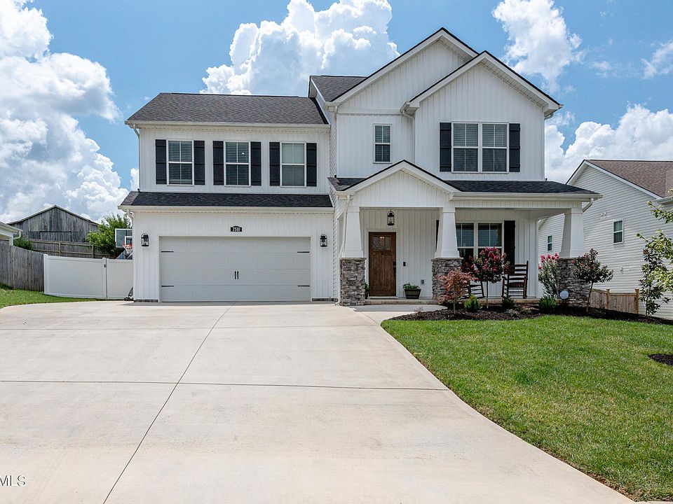 1st image of 7510 Hedge Rose Ln