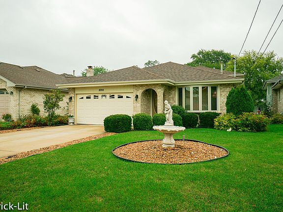 2nd image of 8993 Natoma Ave