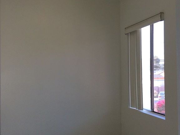 5th image of 7727 S Western Ave APT 06