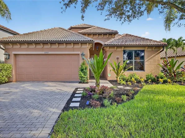 11945 Country Day CIR, FORT MYERS, FL 33913