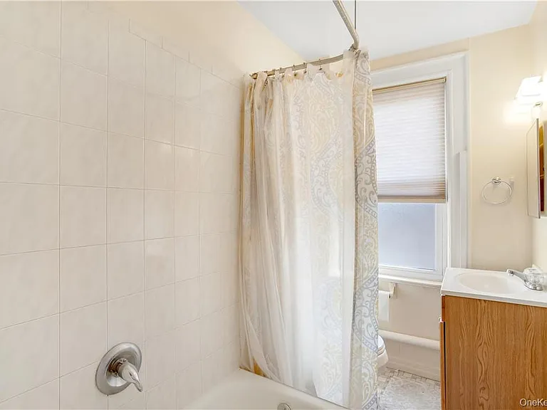 29 Neptune Ave #3 — Photo 10