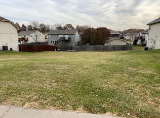 911 N Cochise Ave, Independence, MO 64056