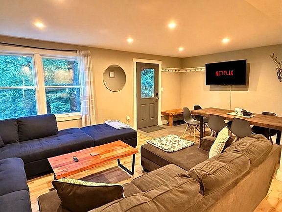 5th image of 112 Horseshoe Rd #1