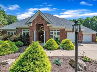 217 Pine Grove Ct, Baden, PA