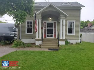 2008 W Division St, Grand Island, NE 68803