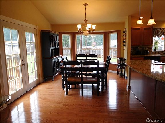 5th image of 2199 SE Zachary Ln