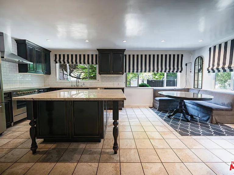 503 N Greencraig Rd — Photo 15