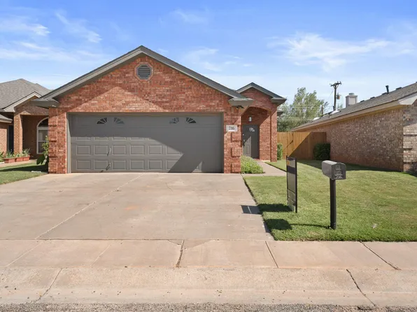 716 9th St, Wolfforth, TX 79382