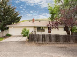 609 Staats Ave, Maupin, OR