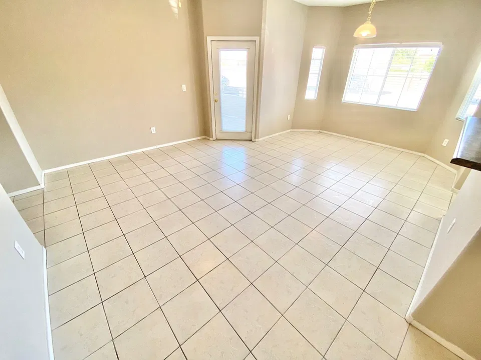 6160 Rumrill St #137