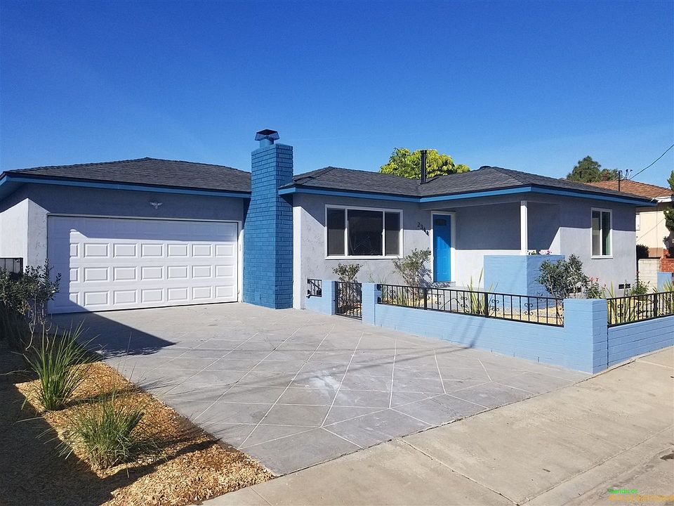 1st image of 2344 Altadena Ave