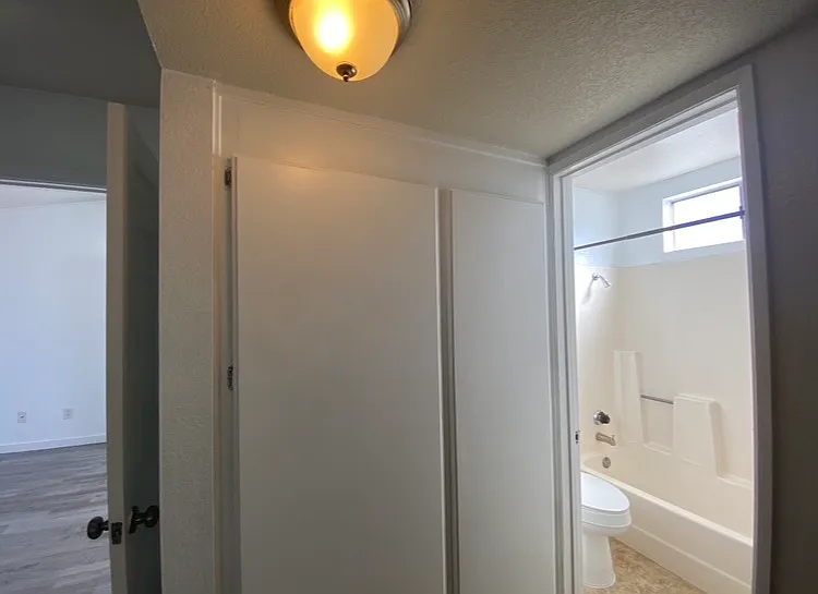 3638 S Oak Creek Dr #B — Photo 4
