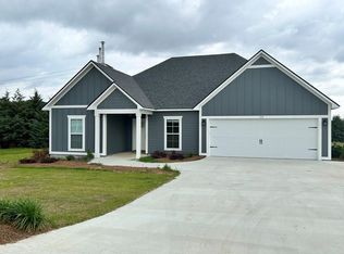 133 Mill Ridge Cir, Tifton, GA 31793