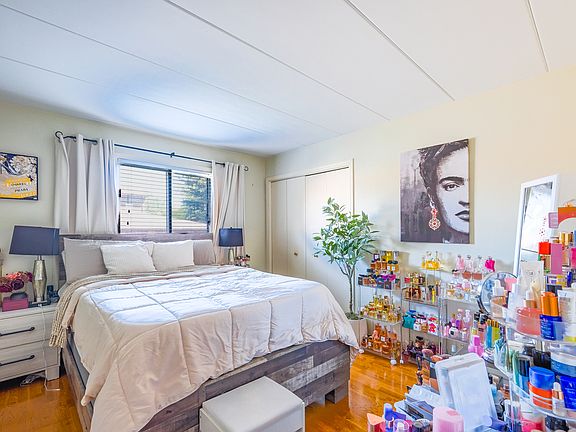 4th image of 14001 James Dr APT 703