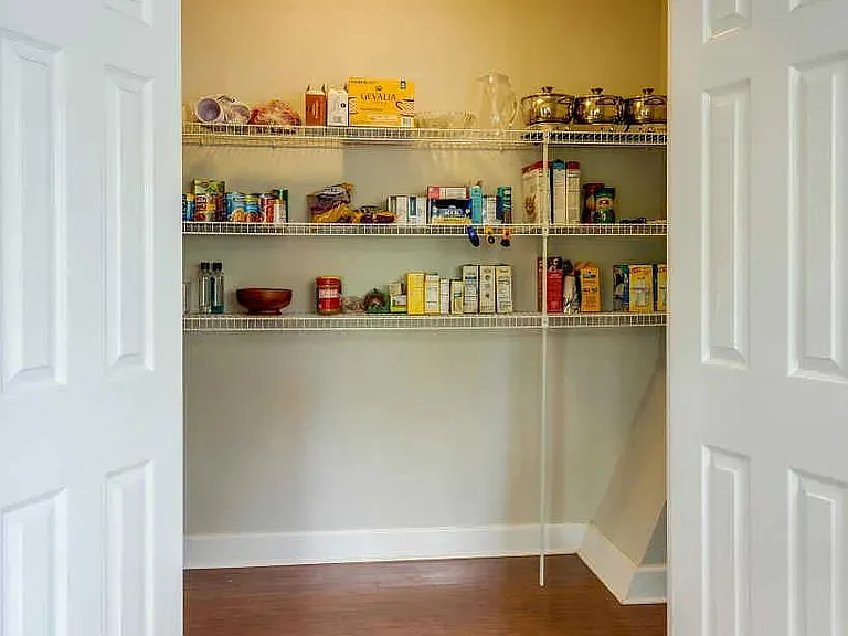 7528 Watervale Dr — Photo 16