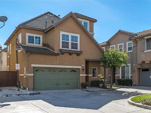 3rd image of 3686 W Scribner Ln