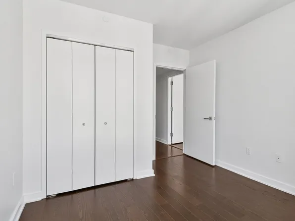 400 West 113th Street image 11 of 33