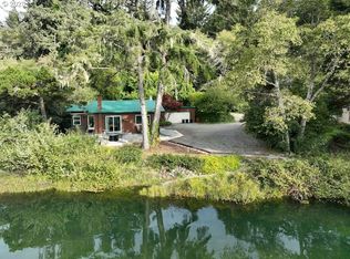 99268 Winchuck River Rd, Brookings, OR 97415
