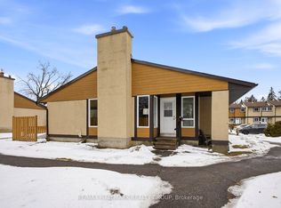 3399 S Paul Anka Dr #10, Ottawa, ON K1V 9R8