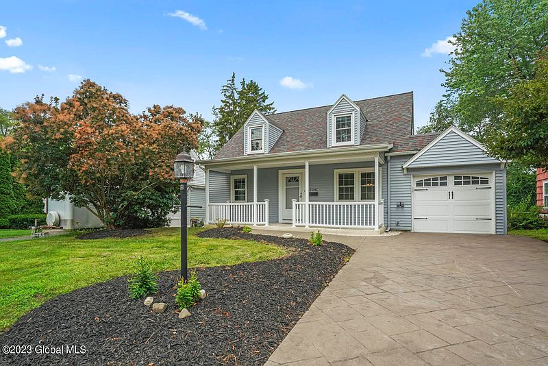 2nd image of 2241 Niskayuna Dr Drive