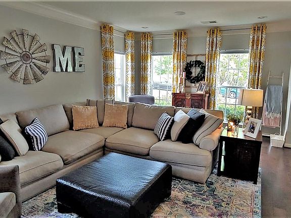 3rd image of 200 Almond Dr
