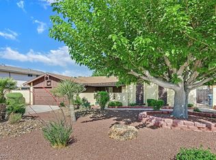 3822 S Sandhill Rd, Las Vegas, NV 89121