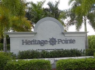 16605 Lake Circle Dr APT 327, Fort Myers, FL 33908