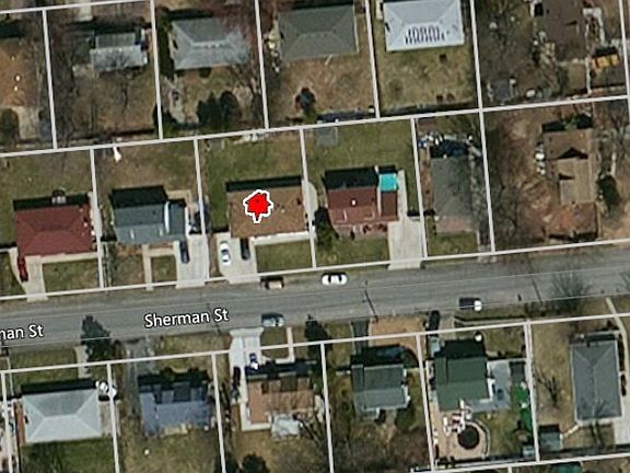 2nd image of 233 Sherman St