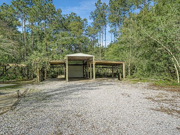 5th image of 1818 Rock Hill Rd