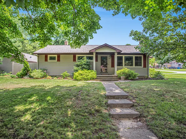 127 Cherry Ln, Battle Creek, MI 49015