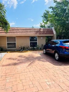 7453 Twin Sabal Dr #7453, Miami Lakes, FL, 33014