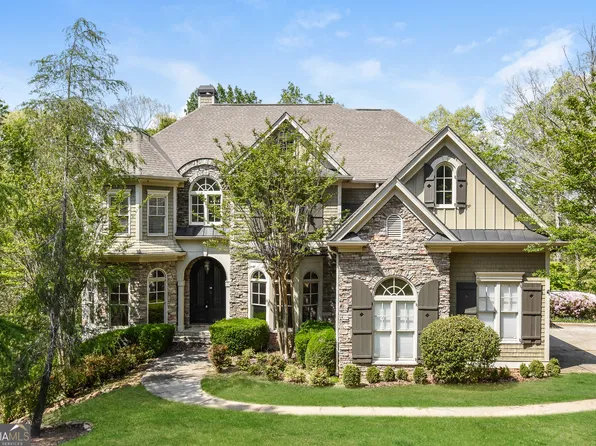 8069 Kenstone Ct, Sandy Springs, GA 30350