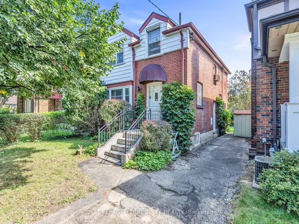 391 Sutherland Dr, Toronto, ON M4G 1K1