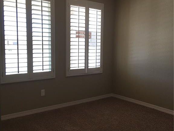 3rd image of 14820 Sunny Land Ave