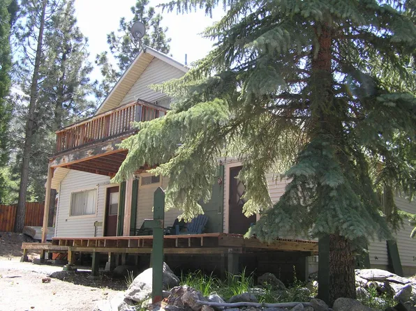 35 Lake Shore Dr, Twin Lakes, CA 93517